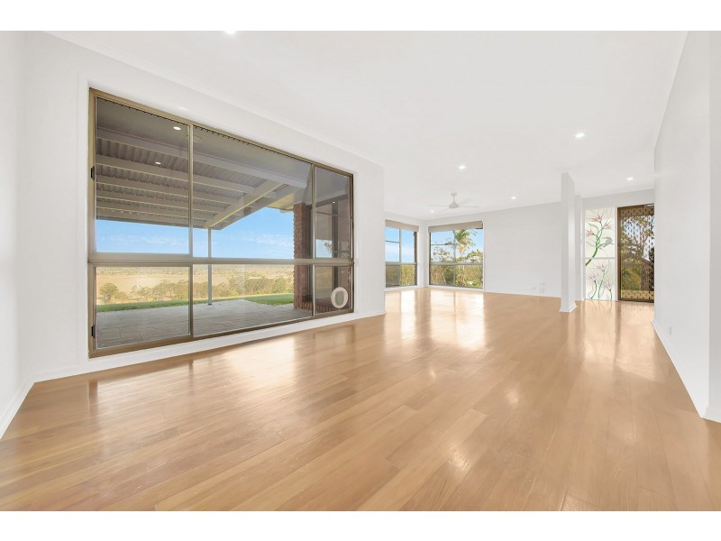 100 Yalkarra Crescent, Wurdong Heights QLD 4680