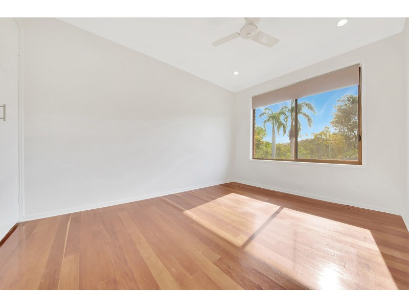 100 Yalkarra Crescent, Wurdong Heights QLD 4680