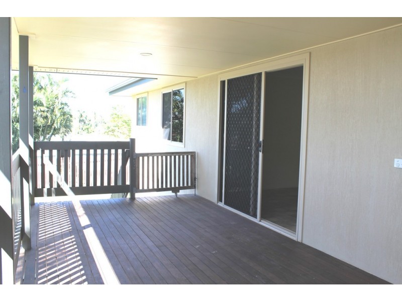 6 Swains Court, Boyne Island QLD 4680