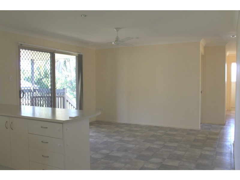 6 Swains Court, Boyne Island QLD 4680