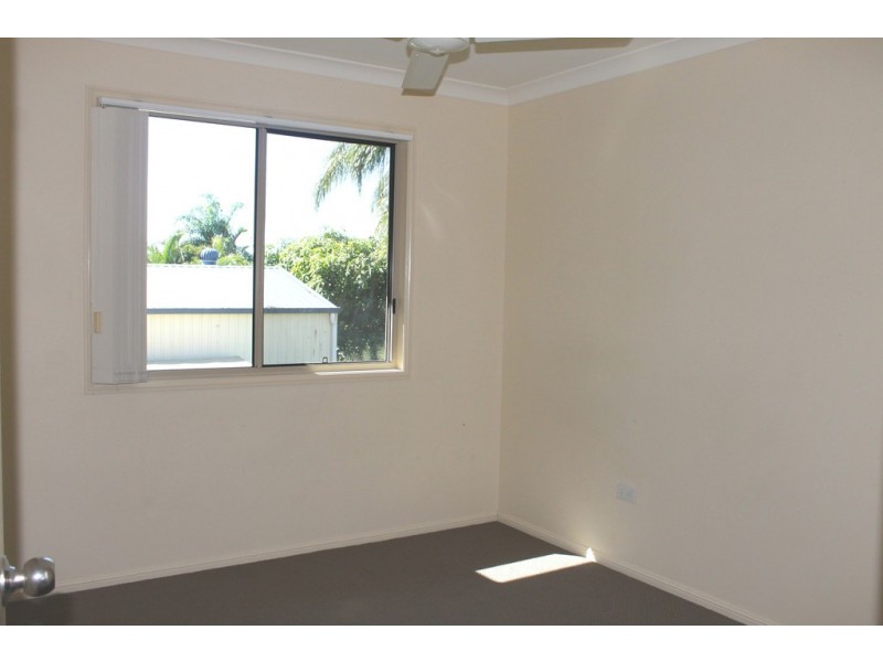 6 Swains Court, Boyne Island QLD 4680