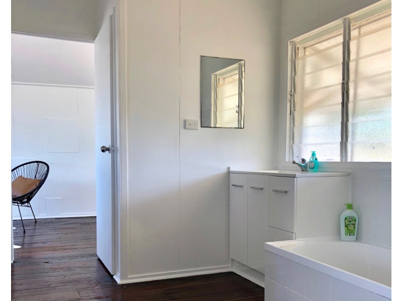 31 Ocean Street, Tannum Sands QLD 4680