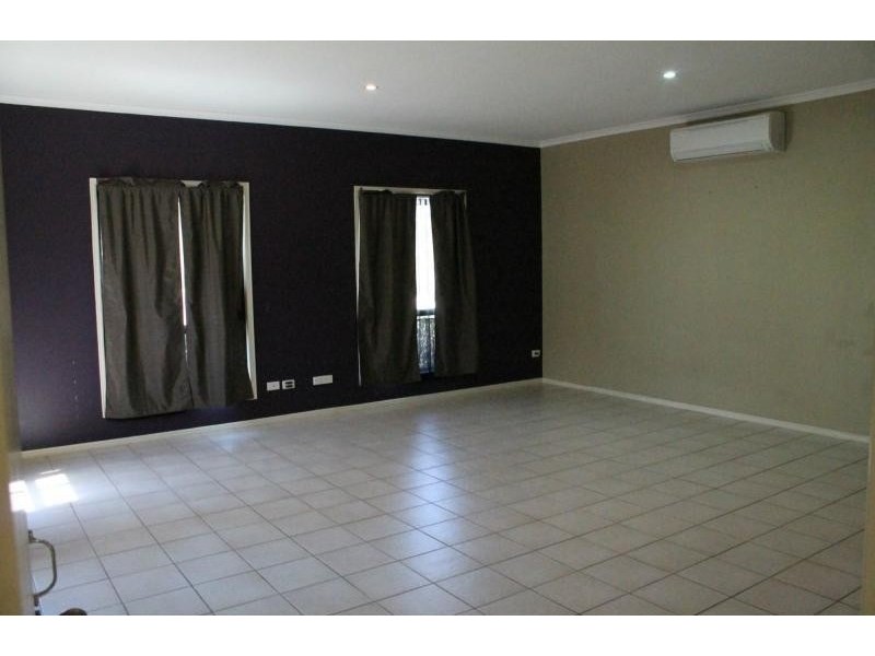 25 PRYDE STREET, Tannum Sands QLD 4680