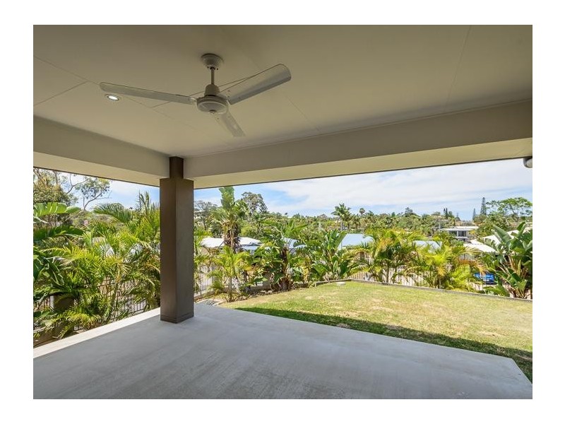 2 Bessie Court, Boyne Island QLD 4680
