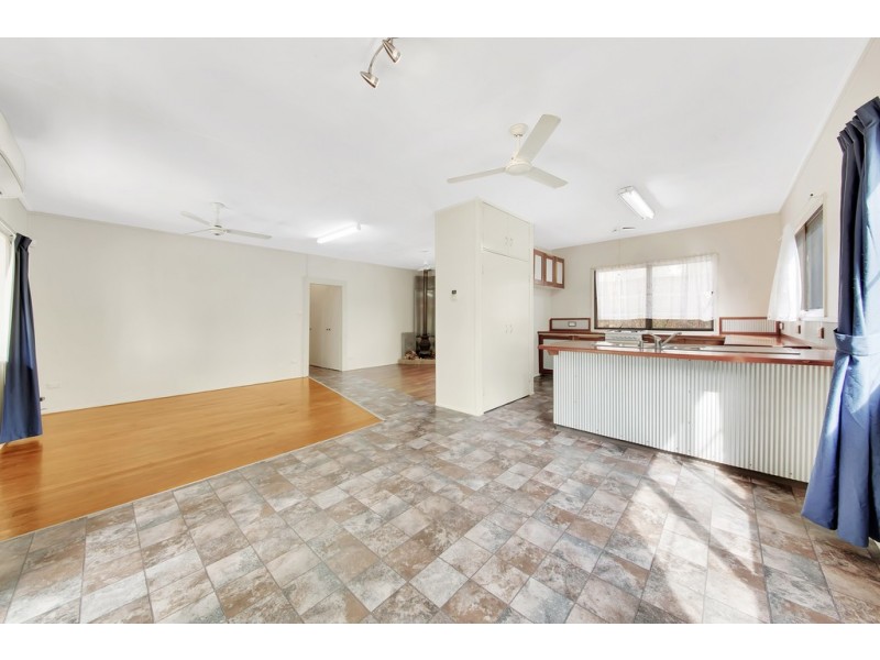 12 Ronpen Close, Tannum Sands QLD 4680