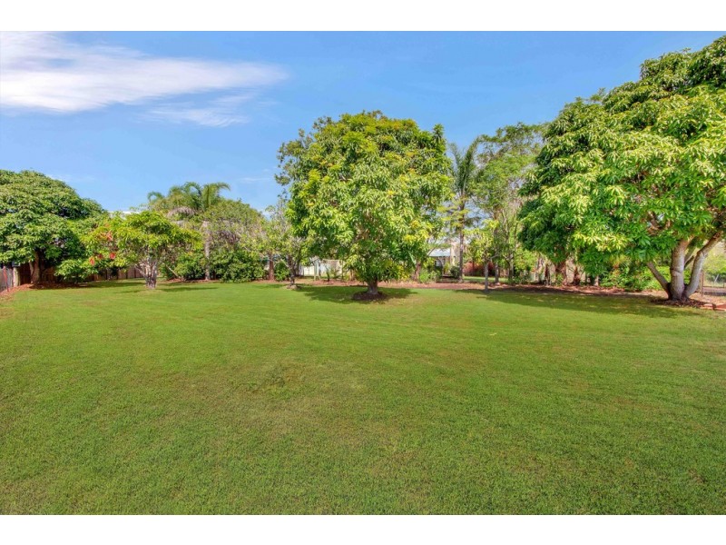 12 Ronpen Close, Tannum Sands QLD 4680