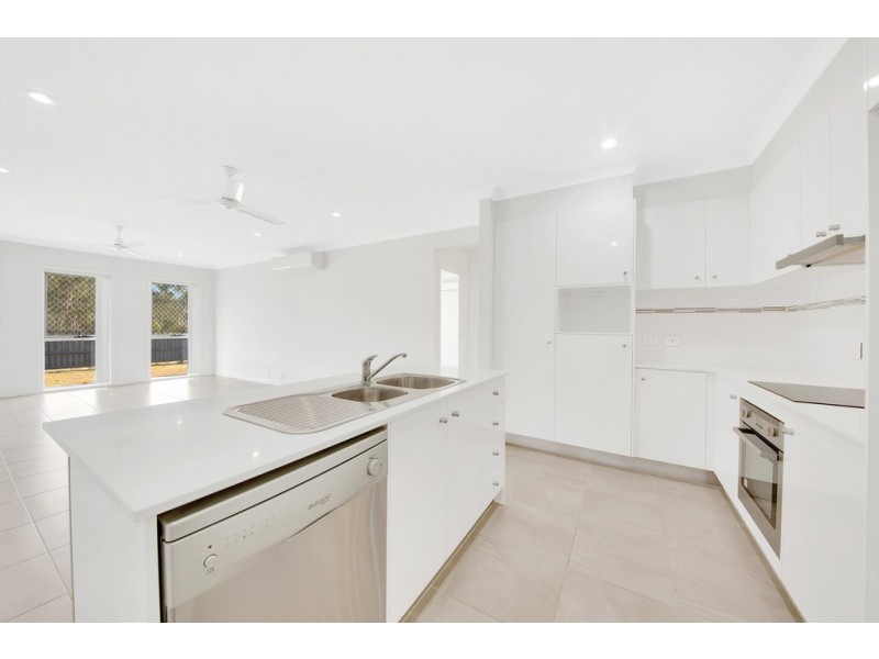 16 Brushtail Court, Boyne Island QLD 4680