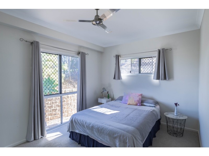 7 Caitlin Court, Boyne Island QLD 4680