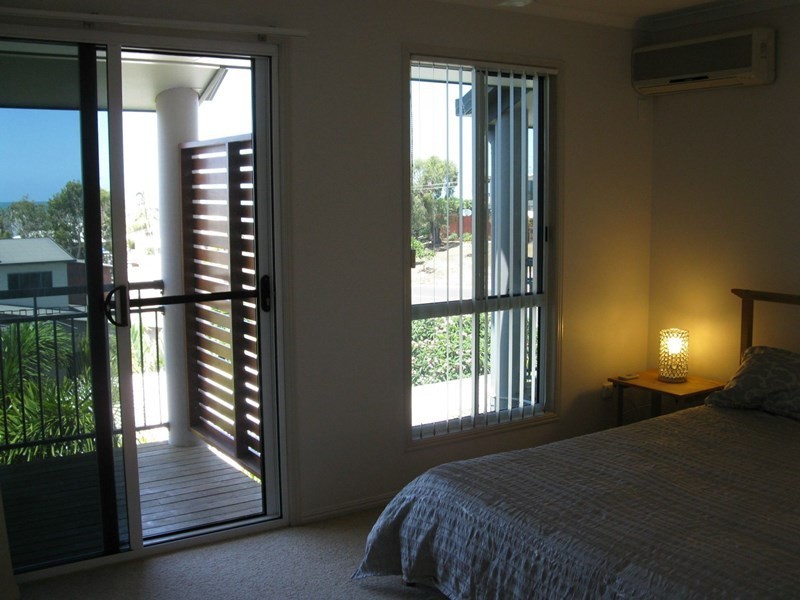 2/18 Pacific Avenue, Tannum Sands QLD 4680