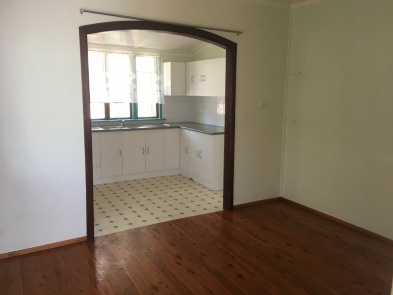 24 PACIFIC AVENUE, Tannum Sands QLD 4680