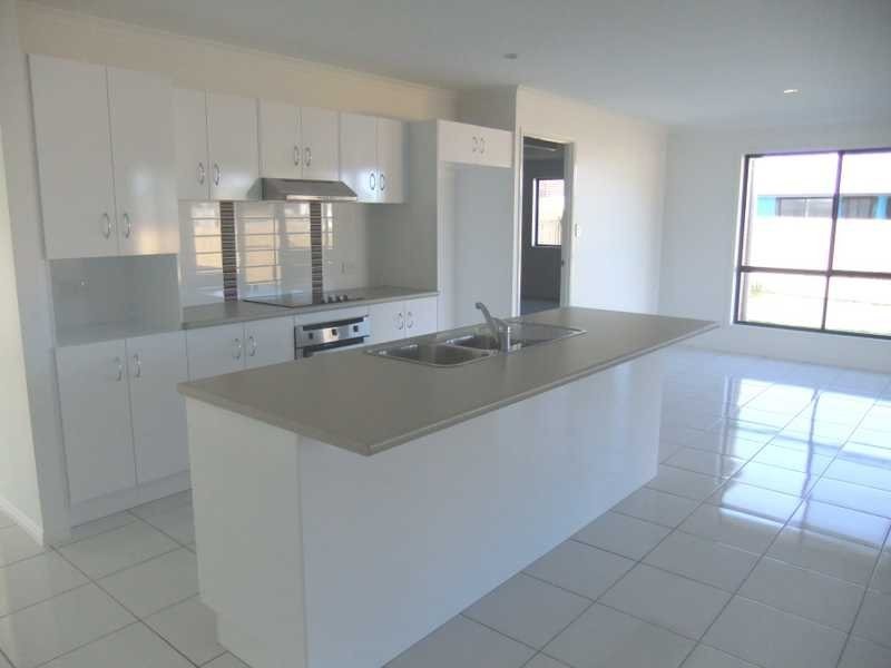 30 SURITA COURT, Boyne Island QLD 4680