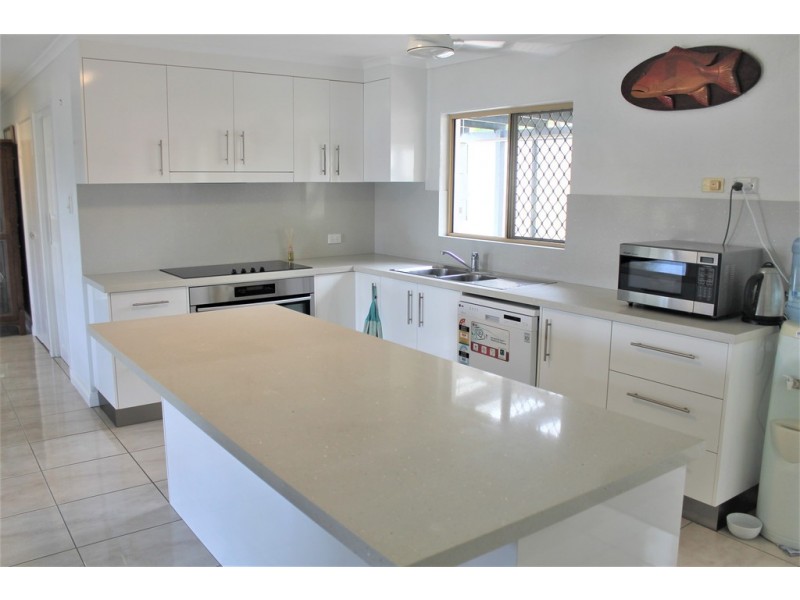 18 Cremorne Drive, Tannum Sands QLD 4680