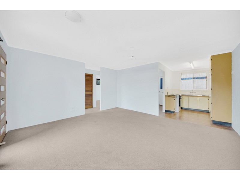 2/48 Katandra Street, Boyne Island QLD 4680
