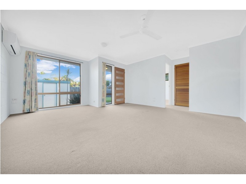 2/48 Katandra Street, Boyne Island QLD 4680