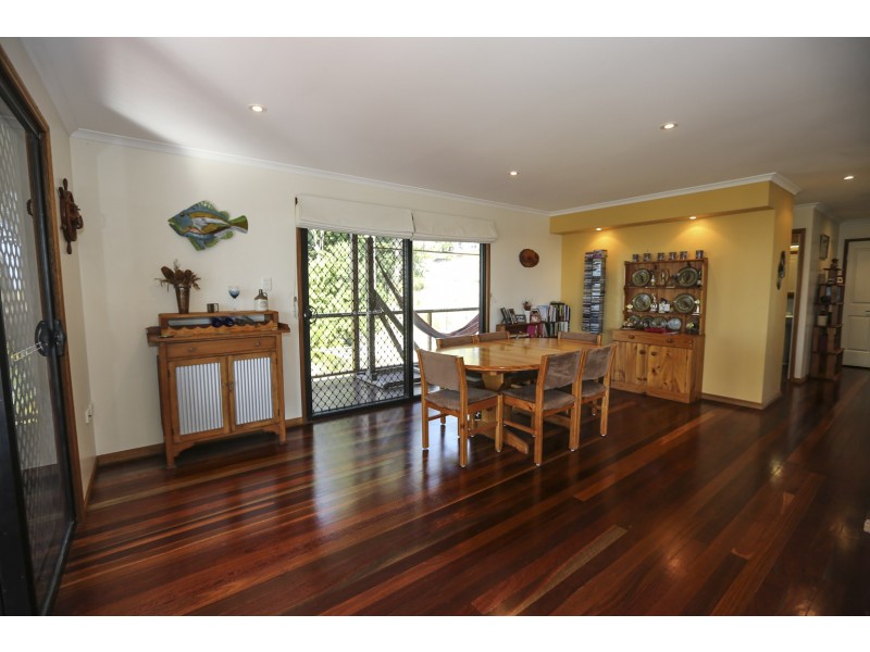 5 Creek Road, Tannum Sands QLD 4680