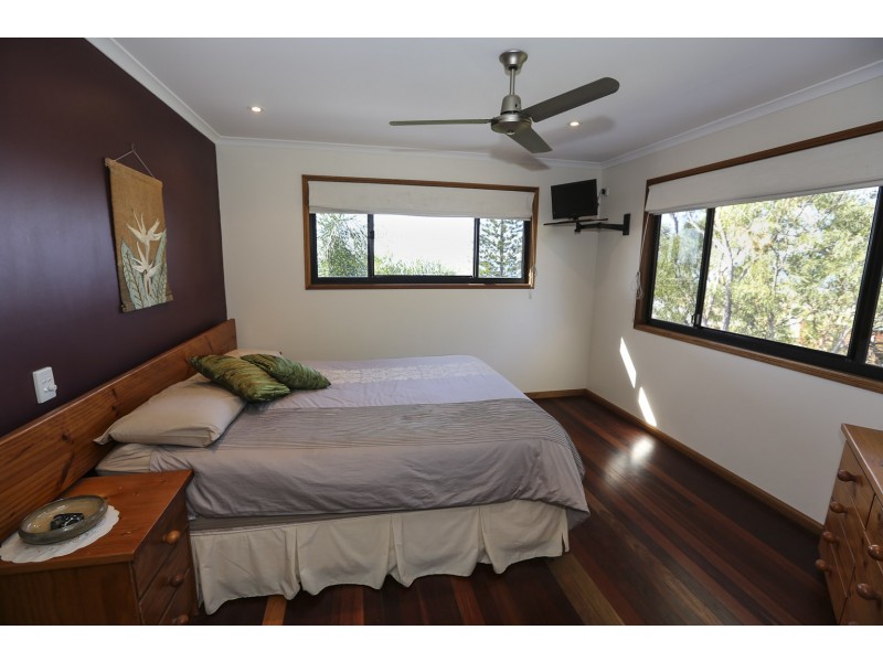 5 Creek Road, Tannum Sands QLD 4680