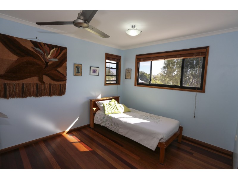 5 Creek Road, Tannum Sands QLD 4680
