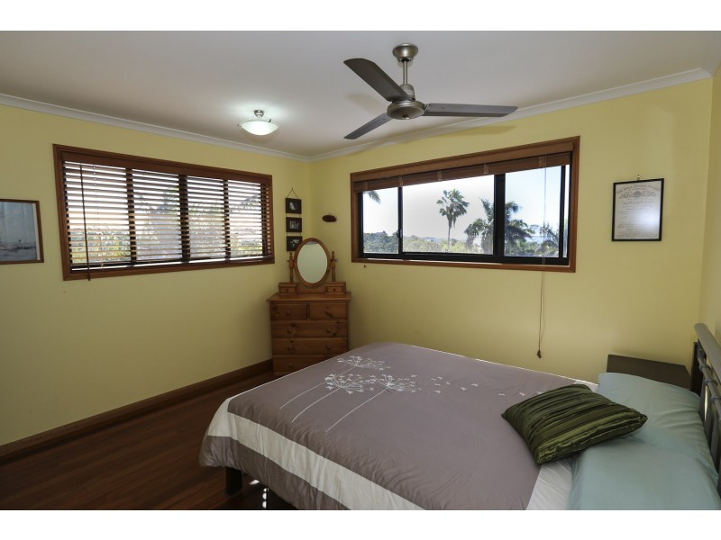 5 Creek Road, Tannum Sands QLD 4680