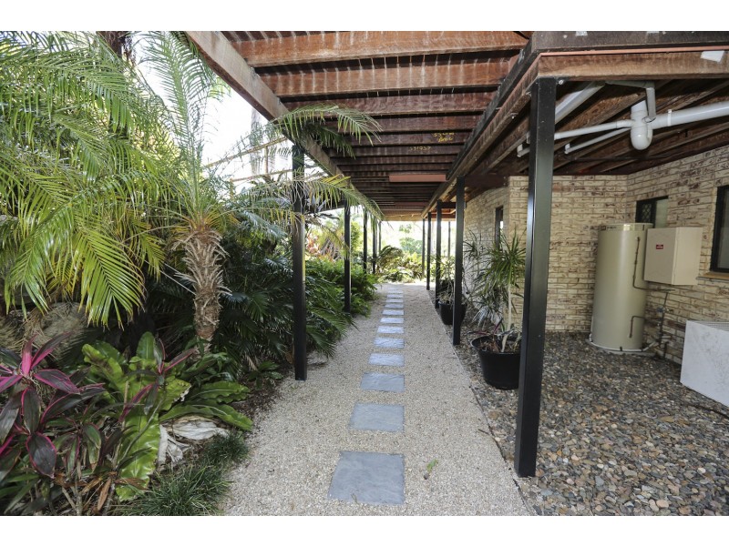 5 Creek Road, Tannum Sands QLD 4680