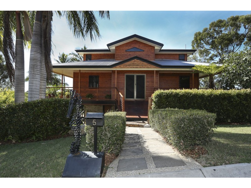 5 Creek Road, Tannum Sands QLD 4680
