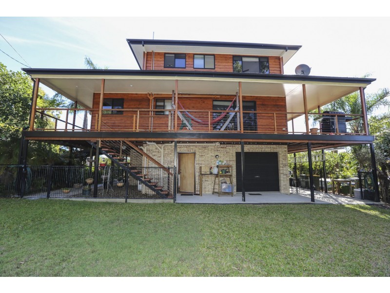 5 Creek Road, Tannum Sands QLD 4680