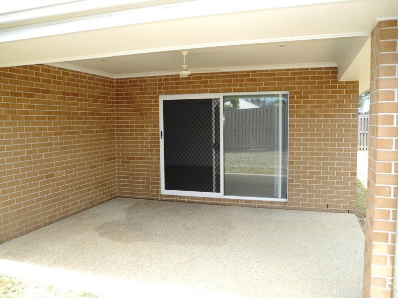 35 Clover Crescent, Boyne Island QLD 4680