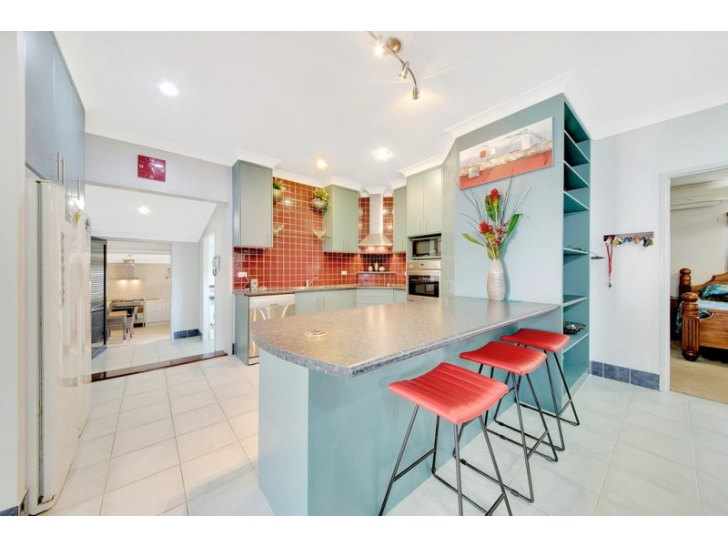 6 Bevington Street, Tannum Sands QLD 4680