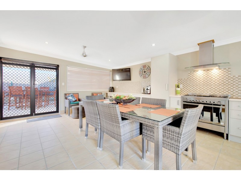 6 Bevington Street, Tannum Sands QLD 4680