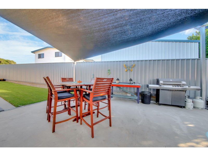 6 Bevington Street, Tannum Sands QLD 4680
