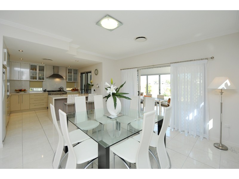 9 Jumbuck Court, Glen Eden QLD 4680