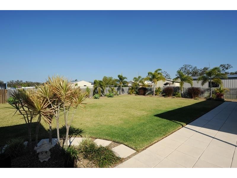 9 Jumbuck Court, Glen Eden QLD 4680
