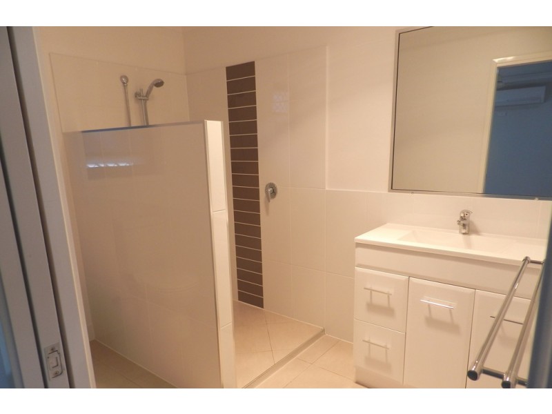 14 MELANIE COURT, Boyne Island QLD 4680