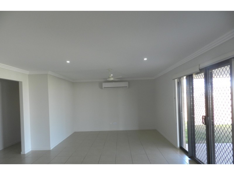14 MELANIE COURT, Boyne Island QLD 4680