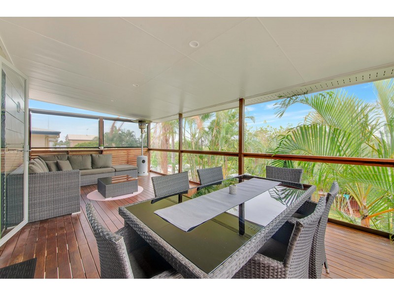 71 Booth Avenue, Tannum Sands QLD 4680