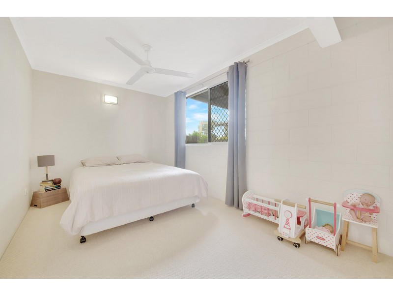 71 Booth Avenue, Tannum Sands QLD 4680