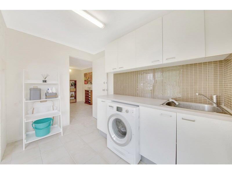 71 Booth Avenue, Tannum Sands QLD 4680