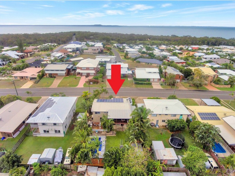 71 Booth Avenue, Tannum Sands QLD 4680