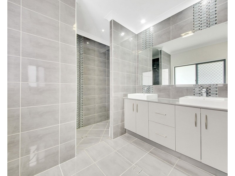 6 Swagman Drive, Benaraby QLD 4680