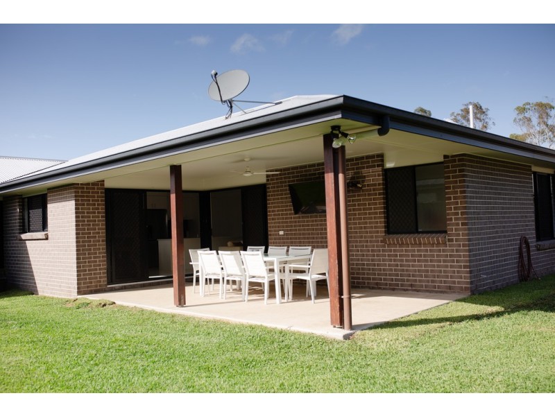 5 Tulipwood Circuit, Boyne Island QLD 4680