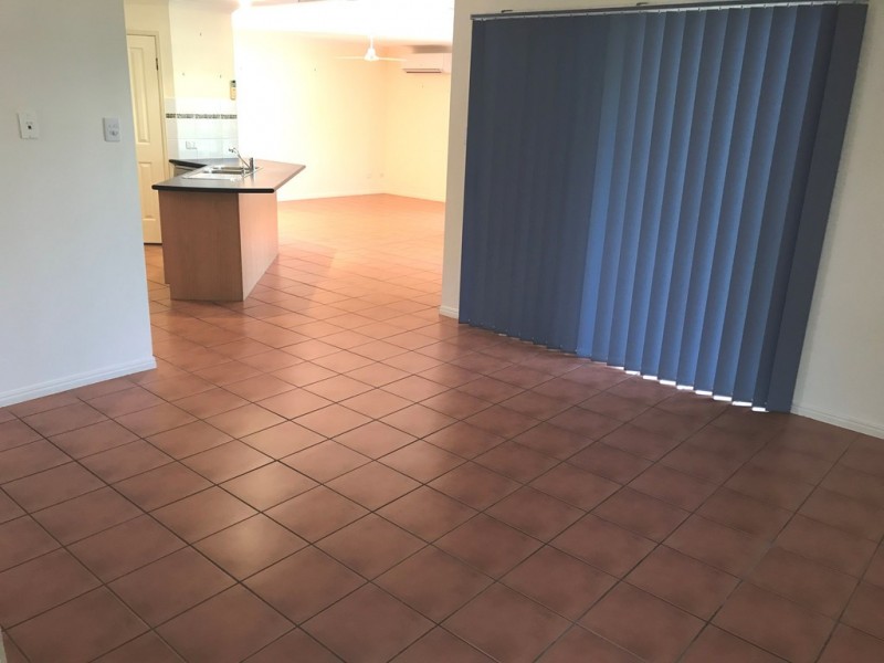 18 DOUGLAS STREET, Tannum Sands QLD 4680