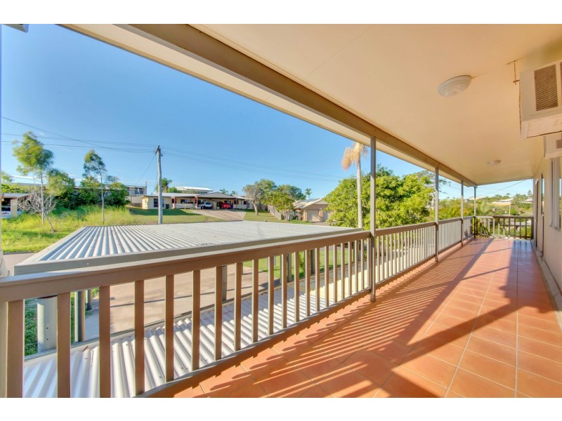 5 Pleasant Avenue, Tannum Sands QLD 4680