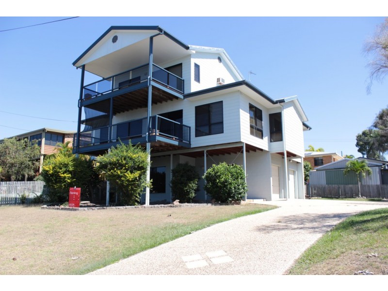 15 Gwen Street, Tannum Sands QLD 4680