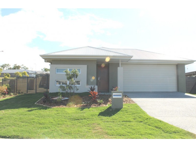 21 Jardine Street, Boyne Island QLD 4680