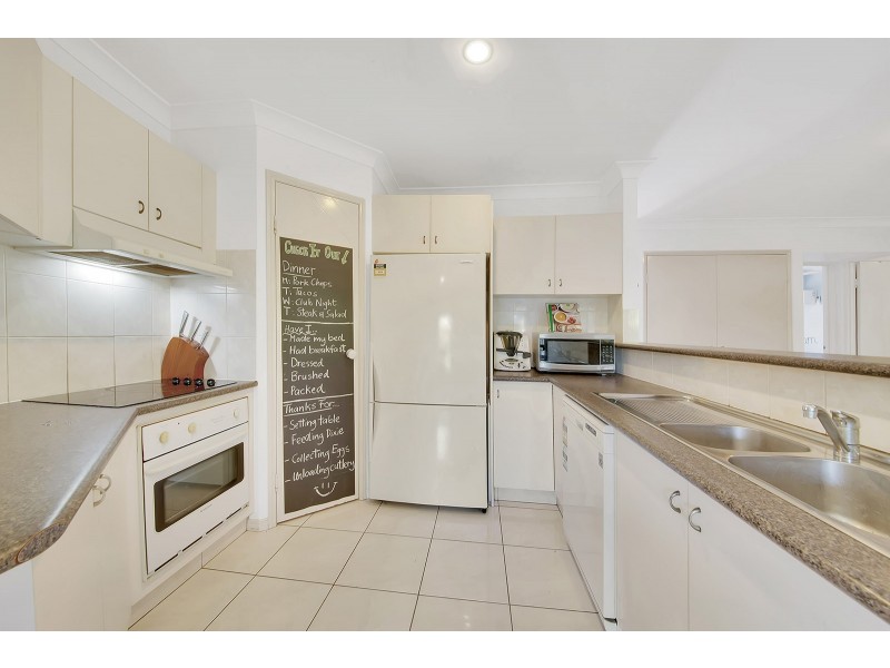 44 Keating Street, Tannum Sands QLD 4680