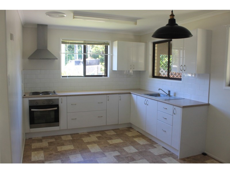 3 Bellemere Court, Boyne Island QLD 4680