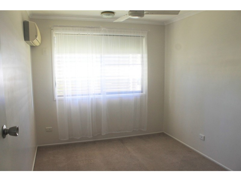 3 Bellemere Court, Boyne Island QLD 4680