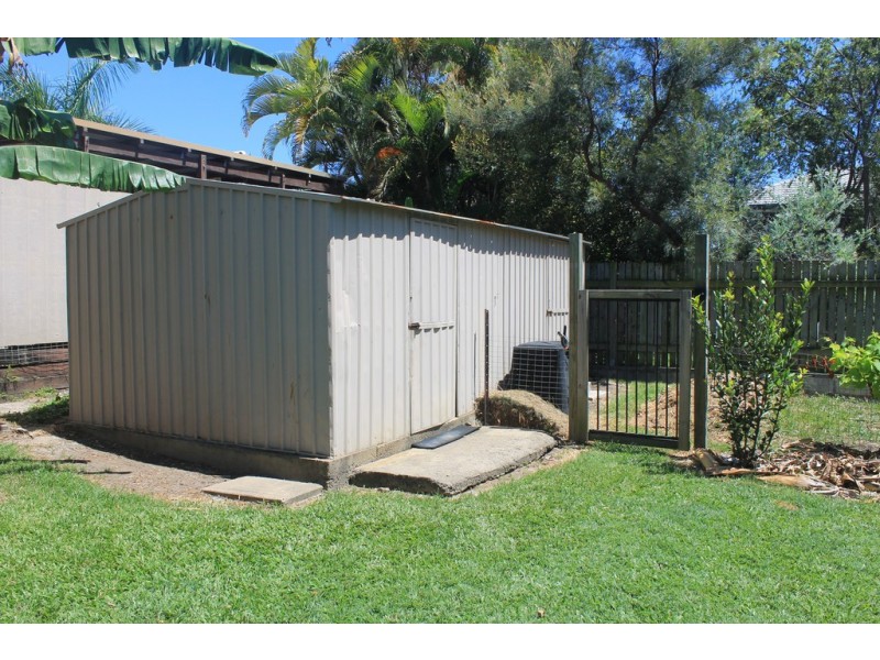 3 Bellemere Court, Boyne Island QLD 4680