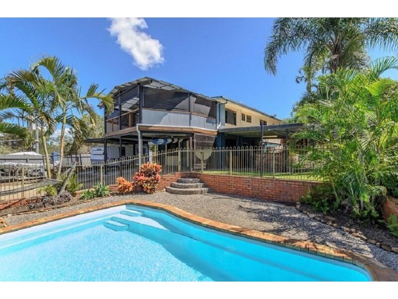 32 Latrobe Street, Tannum Sands QLD 4680