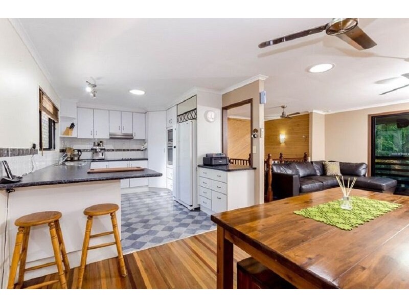 32 Latrobe Street, Tannum Sands QLD 4680