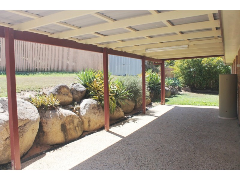 32 BELTANA DRIVE, Boyne Island QLD 4680